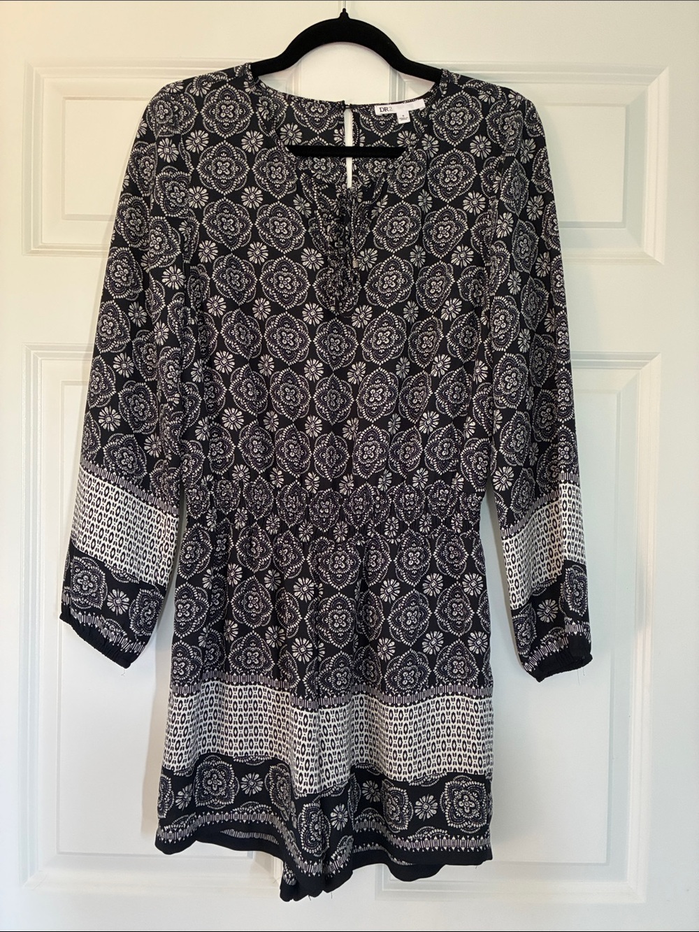 DR2 Black and White Printed Long-Sleeve Romper Dress
